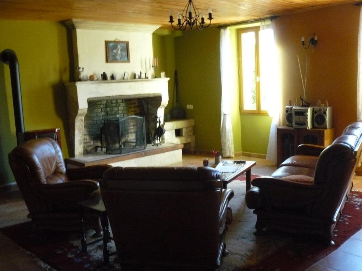 Maison Charentaise Les Essards  Exterior photo