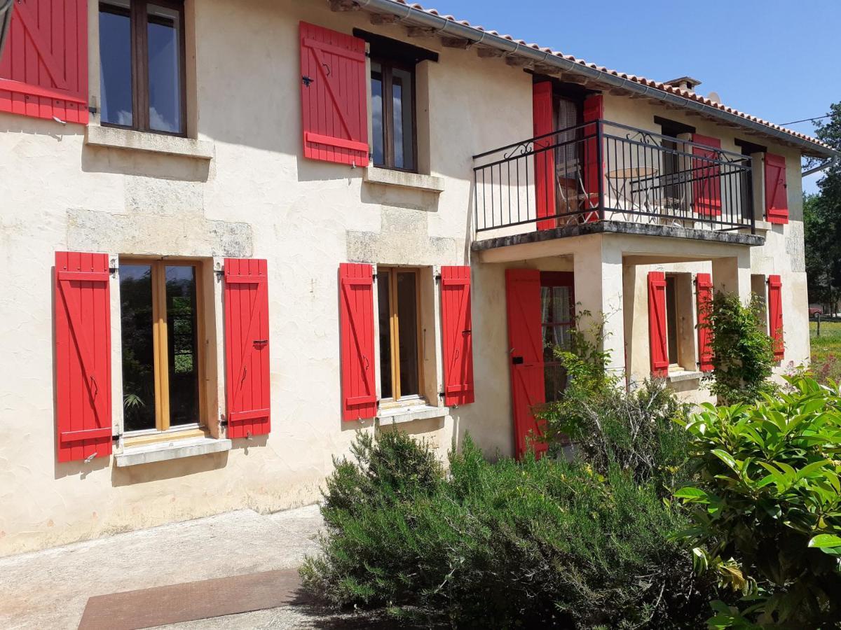 Maison Charentaise Les Essards  Exterior photo