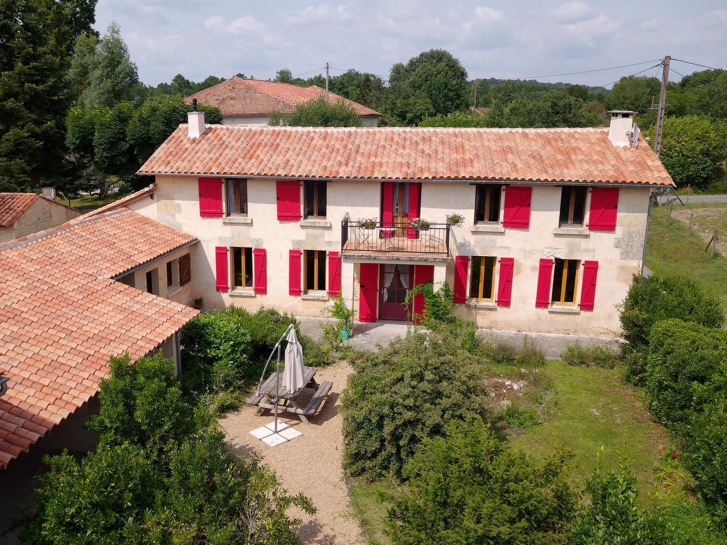 Maison Charentaise Les Essards  Exterior photo